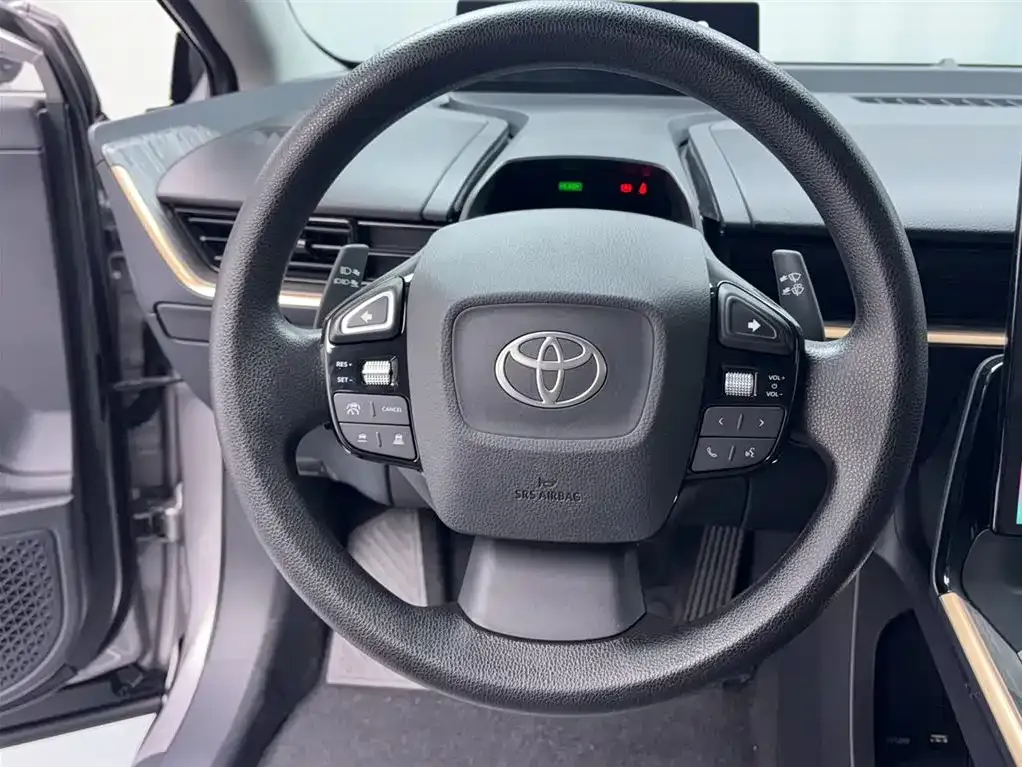 Toyota bZ3 2025 из CN, фото 8