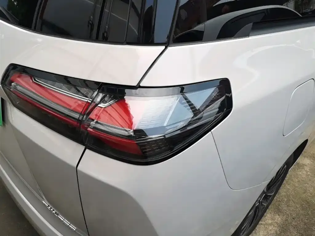 Wuling Starlight 730 New Energy 2025 из CN, фото 3