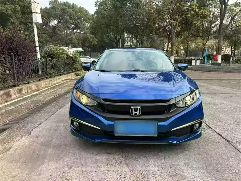 Honda Civic — фото 8