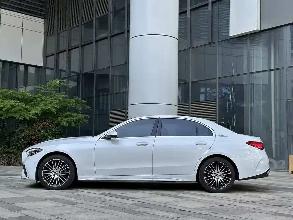 Mercedes-Benz C-Class — фото 9