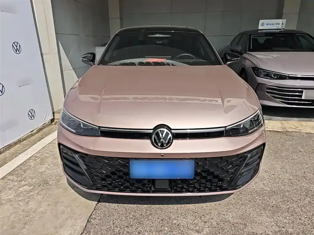 Volkswagen Passat — фото 4