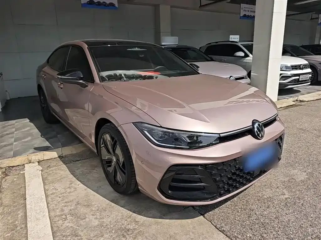 Volkswagen Passat — фото 10
