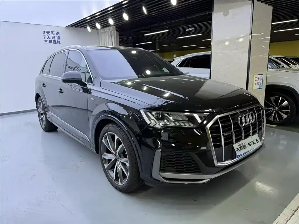 Audi Q7 — фото 3