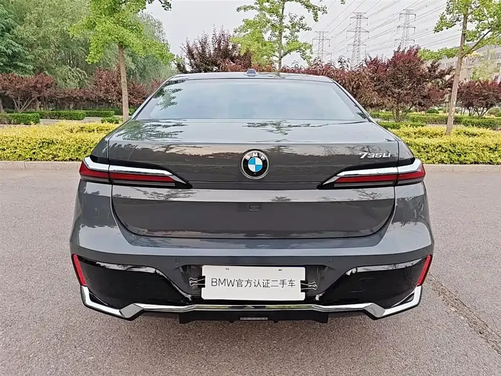 BMW 7 Series — фото 4