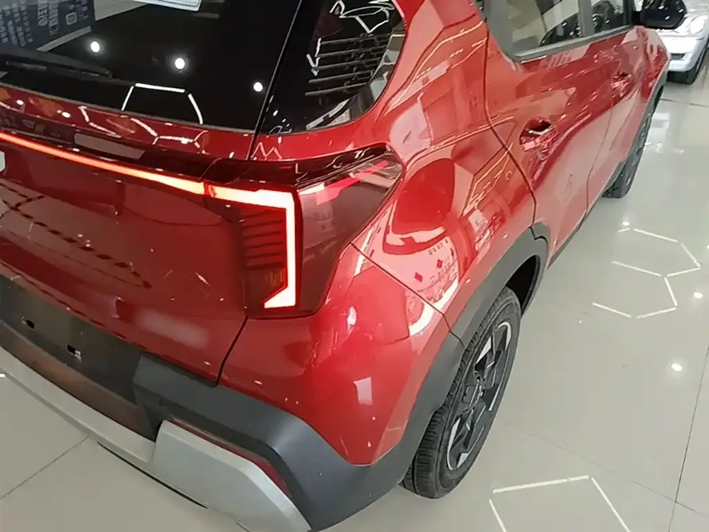 Kia Sonet 2024 из CN, фото 6