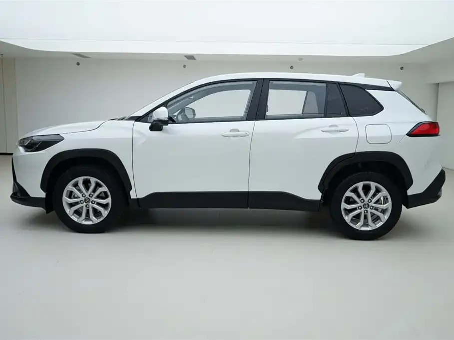 Toyota Frontlander 2024 из CN, фото 5