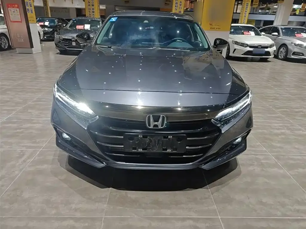Honda Accord — фото 4