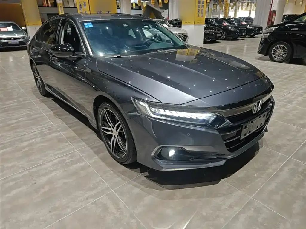 Honda Accord — фото 5