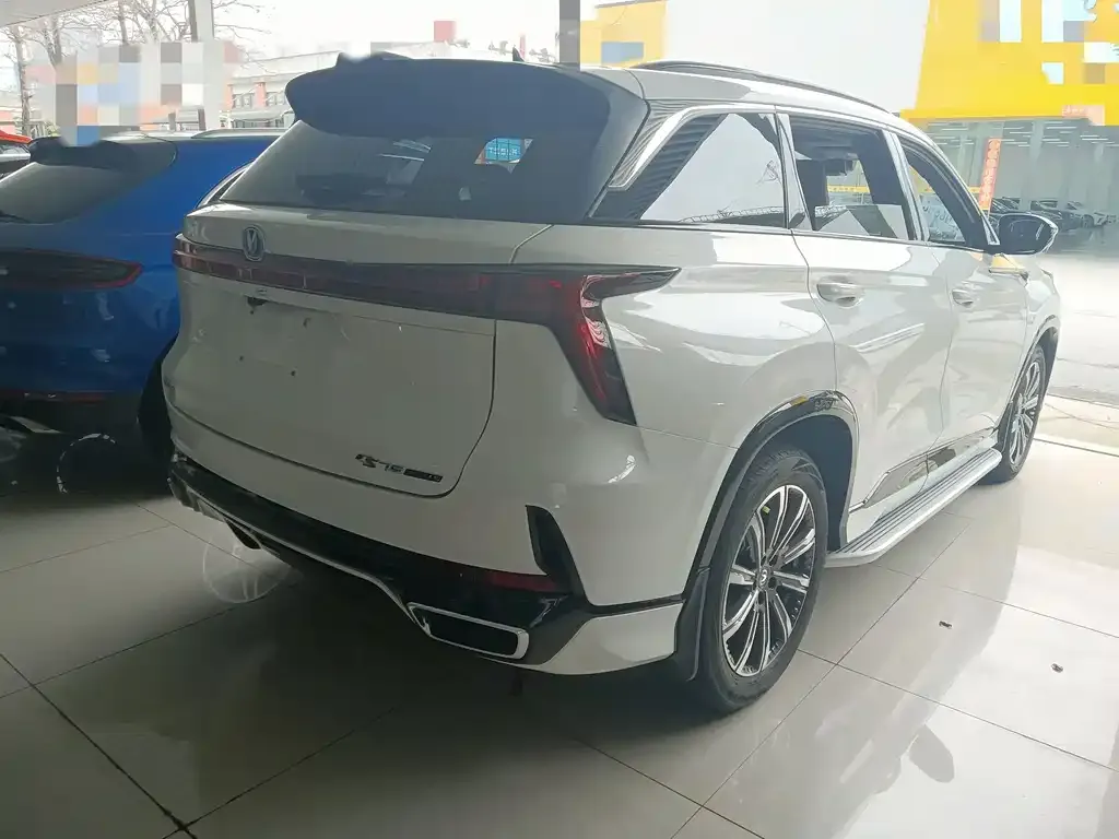 Changan CS75PLUS — фото 6