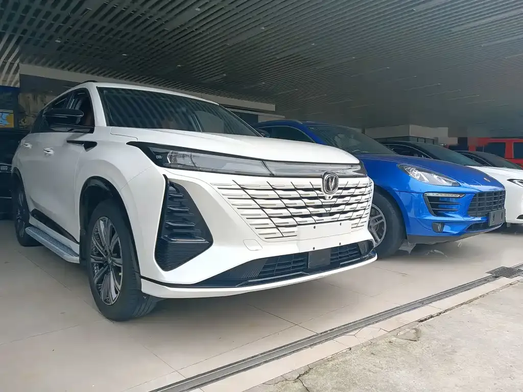 Changan CS75PLUS — фото 10