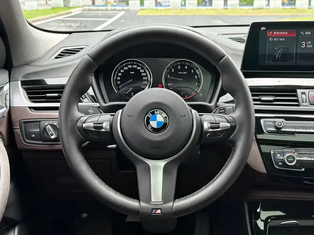 BMW X2 — фото 4