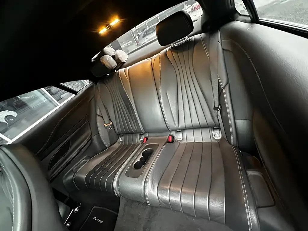 Mercedes-Benz E-Class (Import) — фото 6