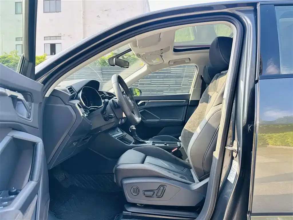 Audi Q3 Sportback — фото 3
