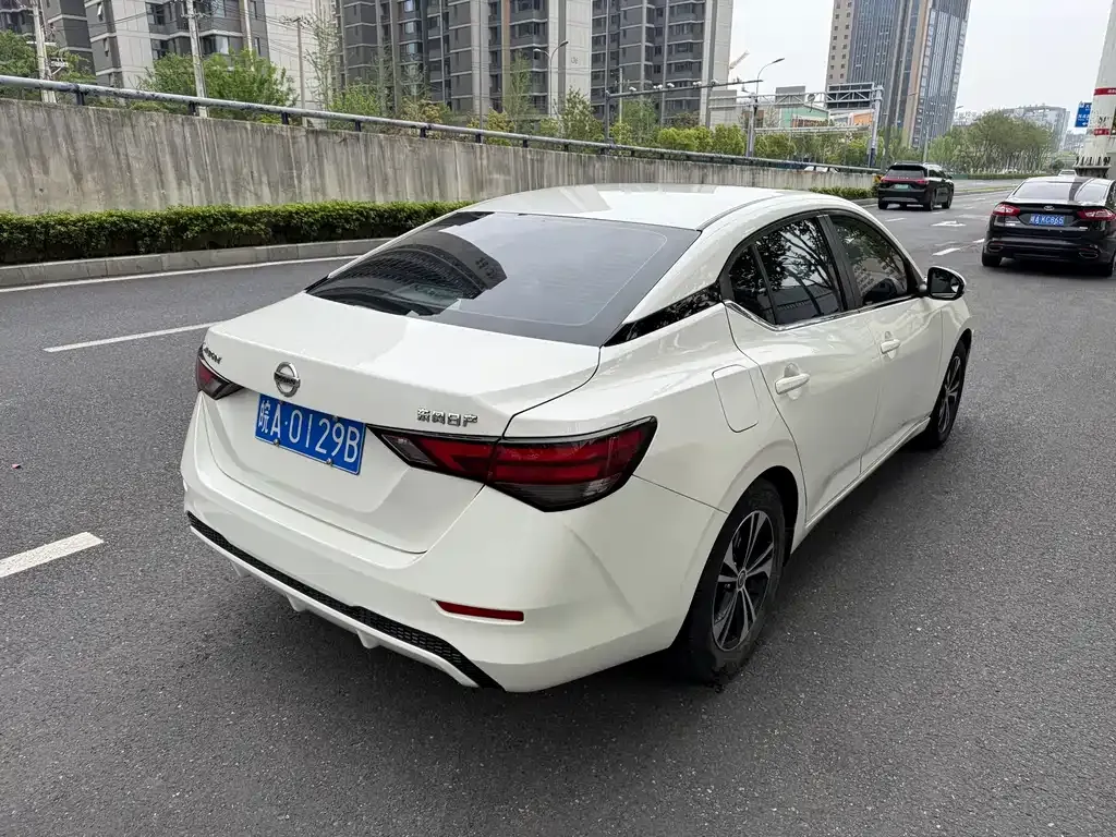 Nissan Sylphy 2022 из CN, фото 10