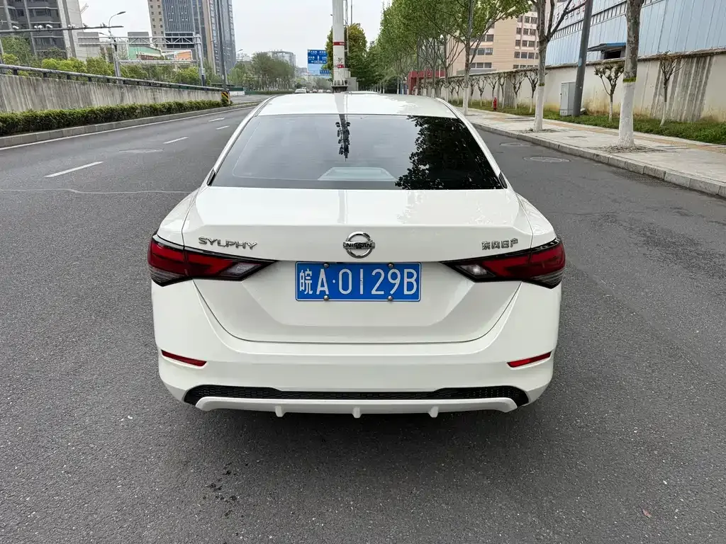 Nissan Sylphy 2022 из CN, фото 8
