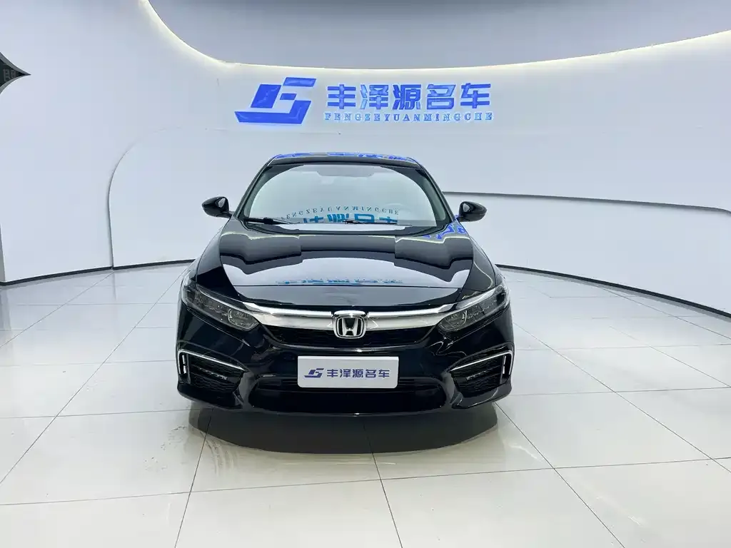 Honda Inspire — фото 10