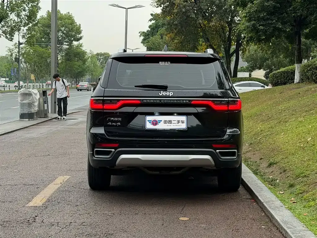 Jeep Grand Commander 2022 из CN, фото 8