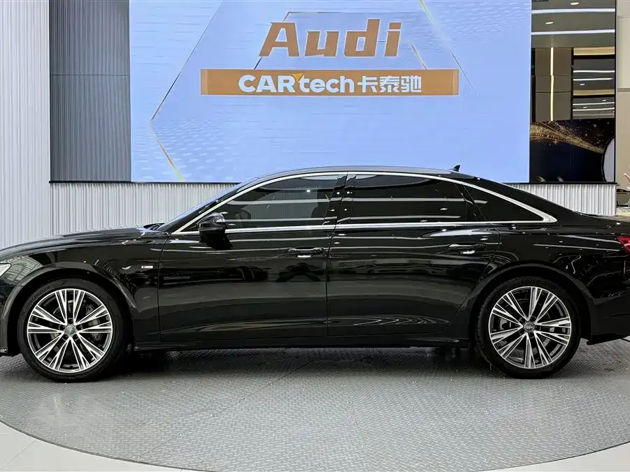 Audi A6L — фото 9
