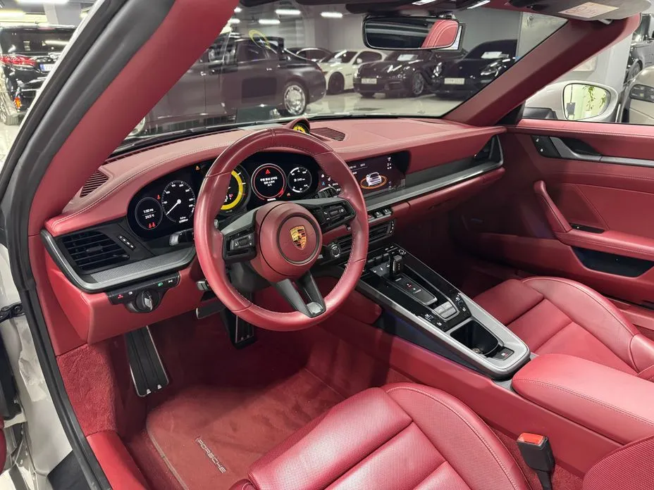 Porsche 911 2022 из KR, фото 10