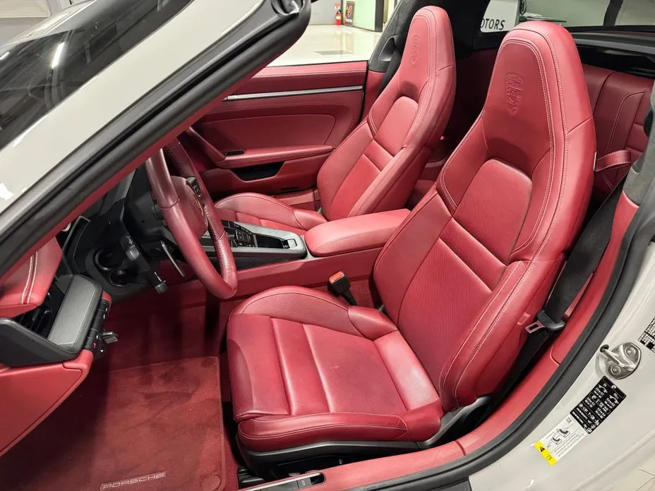 Porsche 911 2022 из KR, фото 4