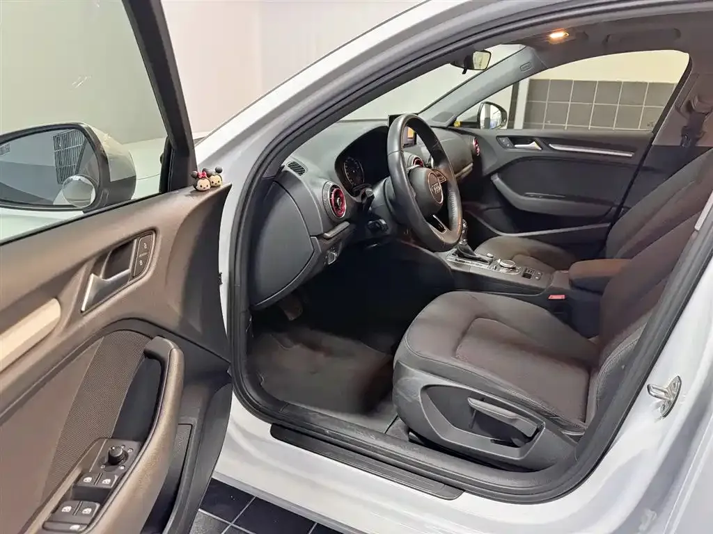 Audi A3 2021 из CN, фото 6