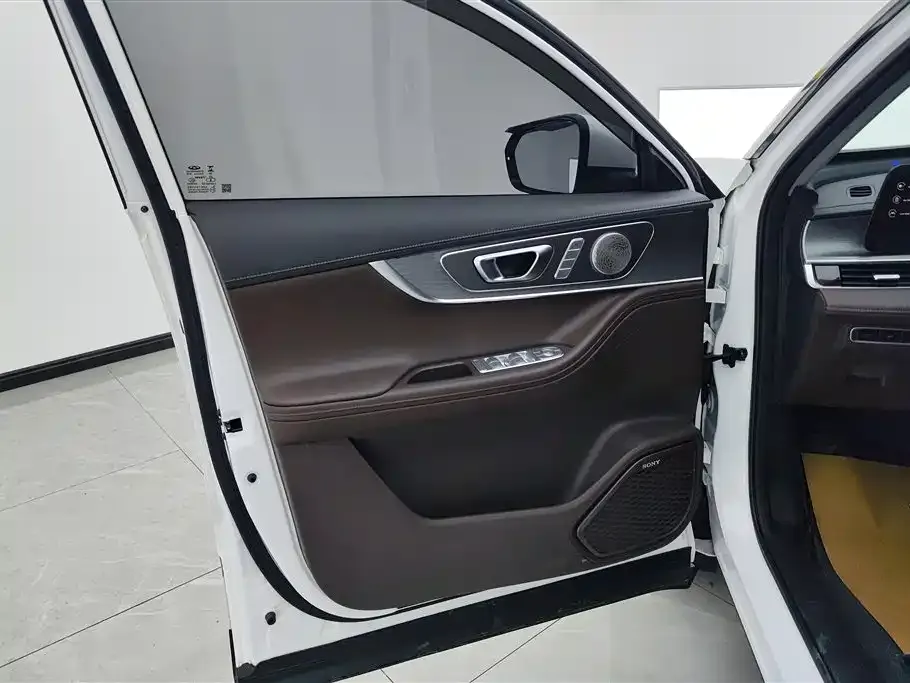 Chery Tiggo 8 PRO — фото 7