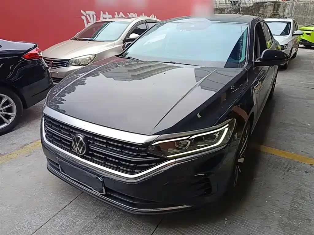 Volkswagen Passat — фото 10
