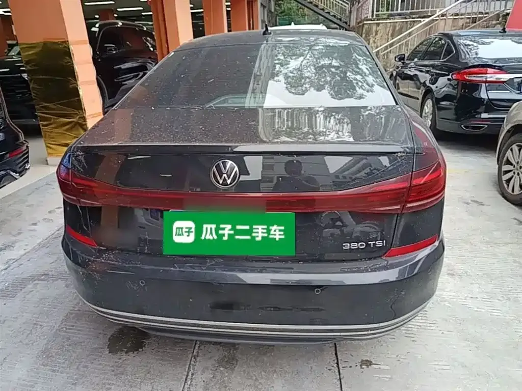 Volkswagen Passat — фото 6