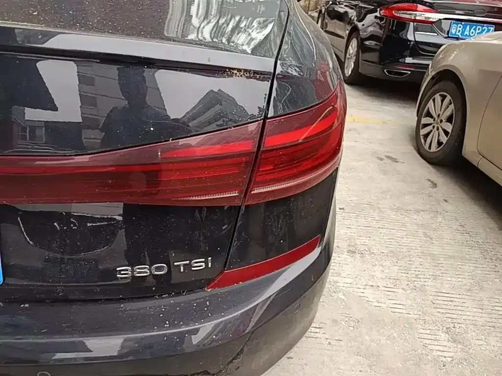 Volkswagen Passat — фото 7
