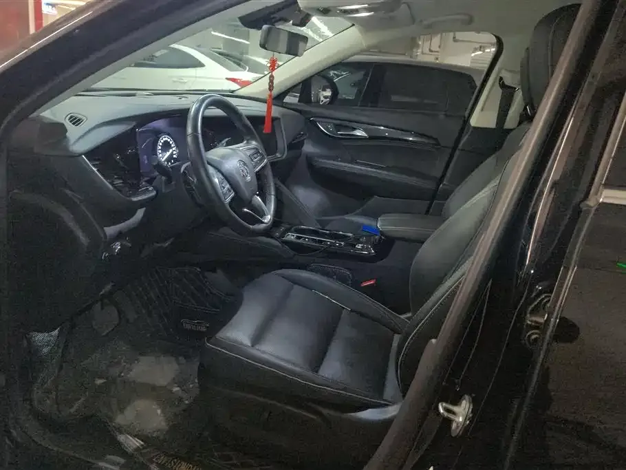 Buick Envision Plus — фото 4