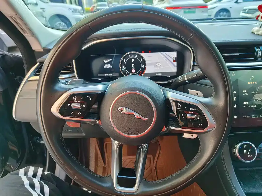 Jaguar XFL 2023 из CN, фото 8