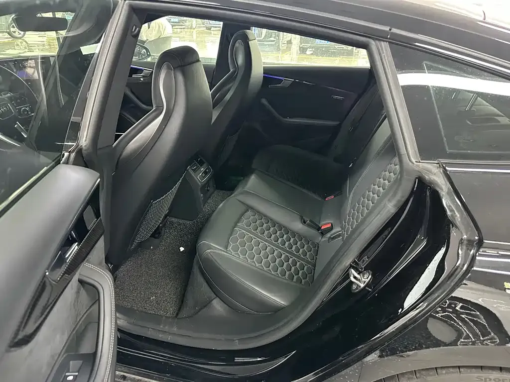Audi RS 5 2024 из CN, фото 5