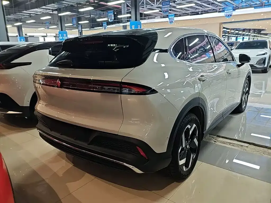 Baojun Yunhai 2024 из CN, фото 8