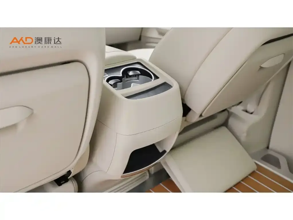 Mercedes-Benz V-Class 2022 из CN, фото 7