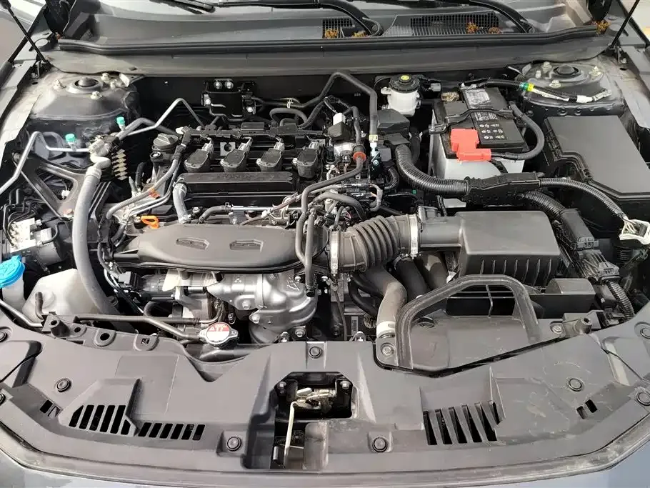 Honda Accord — фото 10