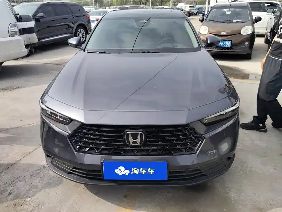 Honda Accord — фото 6