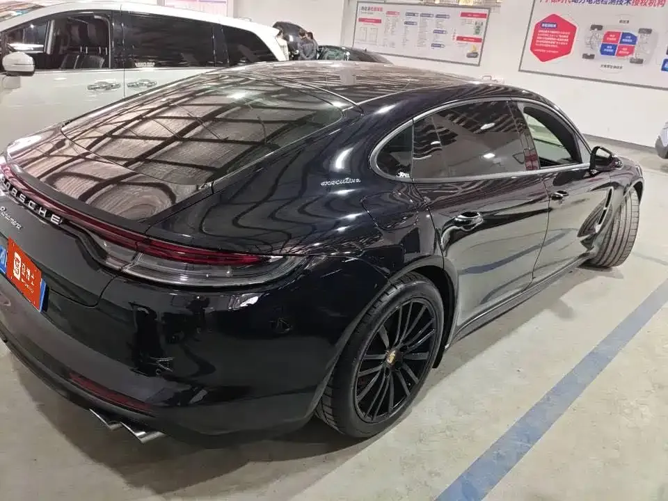 Porsche Panamera — фото 2