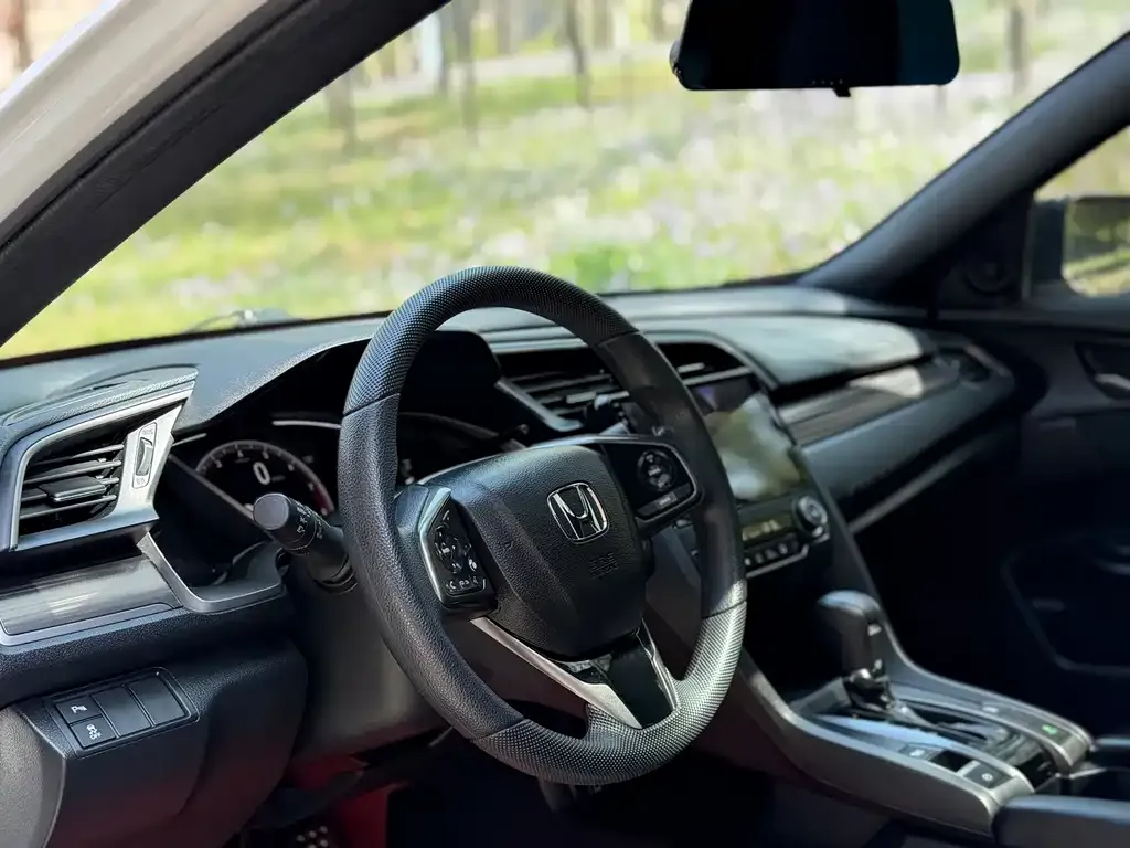 Honda Civic — фото 9