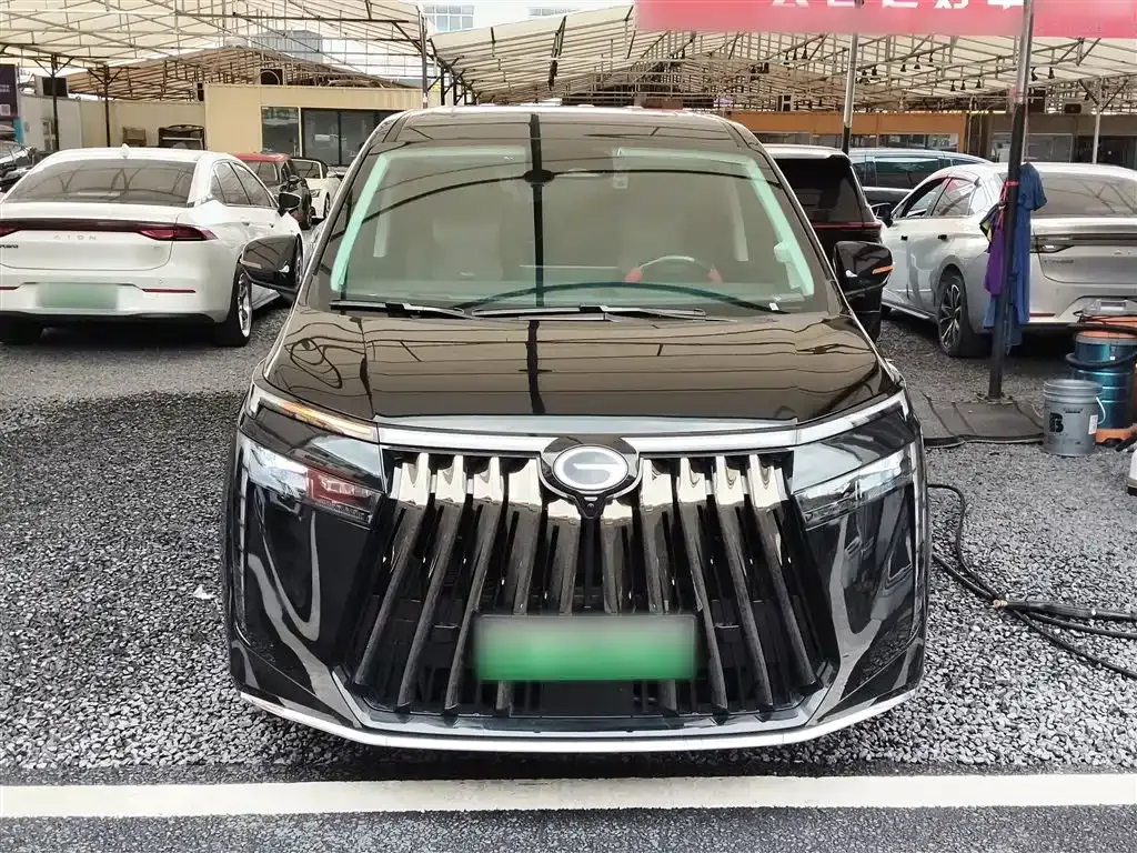 GAC Motor E8 Hybrid — фото 8