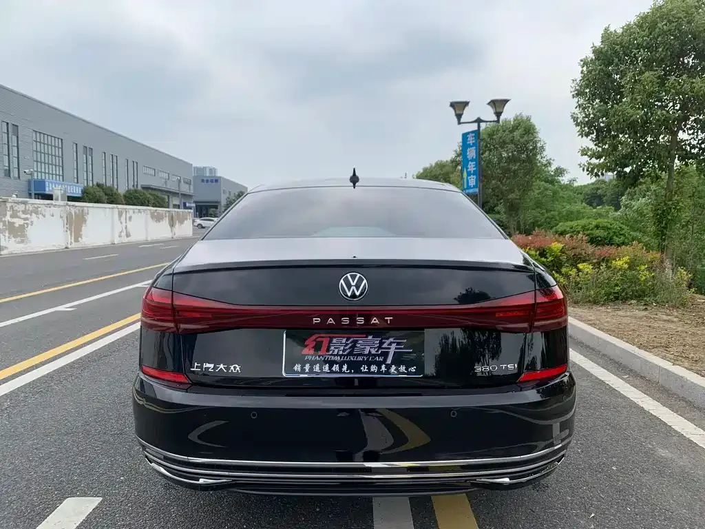 Volkswagen Passat — фото 6