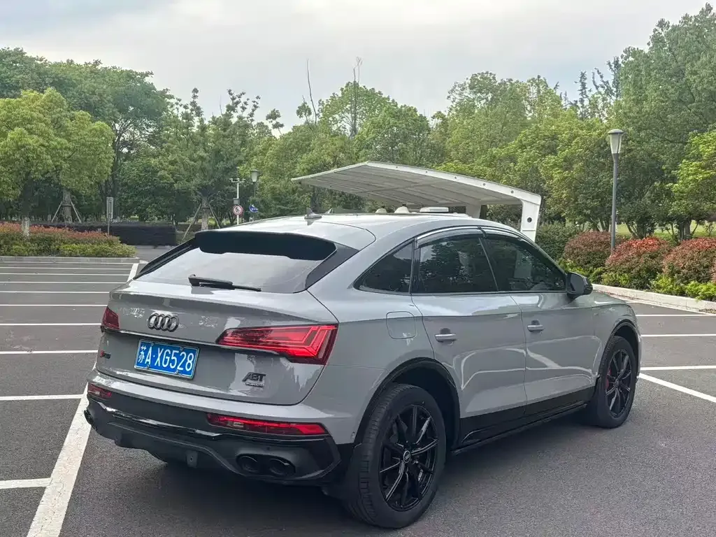 Audi Q5L Sportback 2021 из CN, фото 10