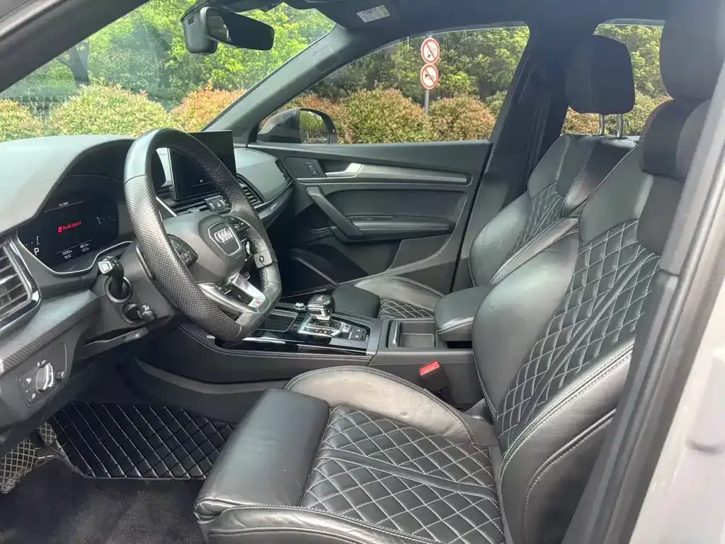 Audi Q5L Sportback 2021 из CN, фото 4