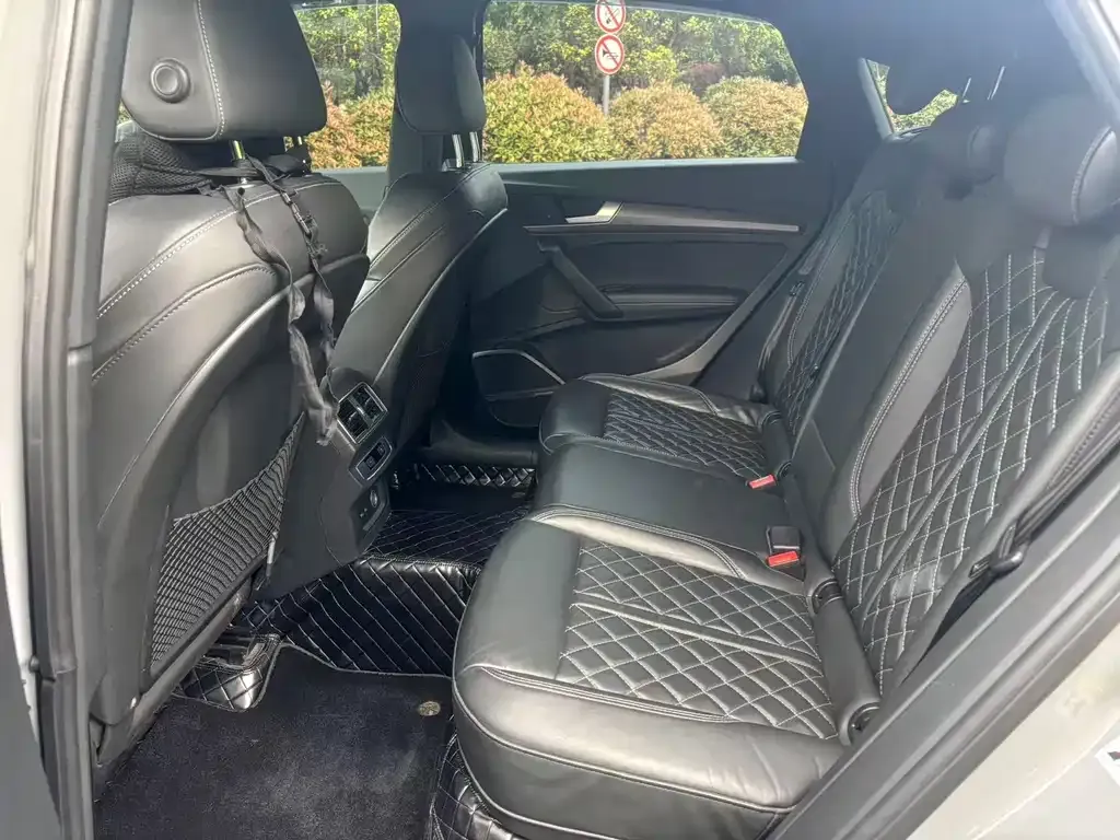 Audi Q5L Sportback 2021 из CN, фото 2