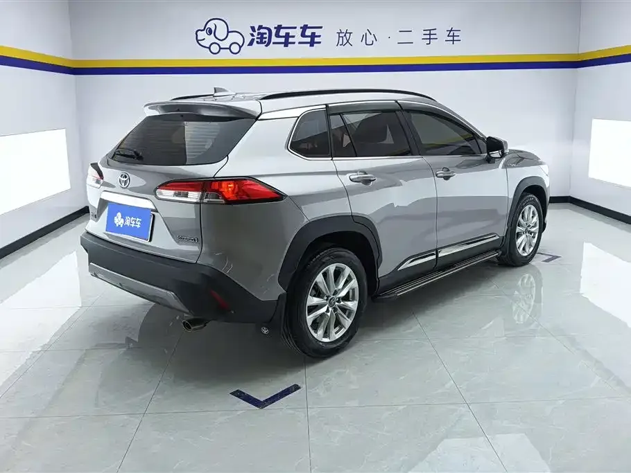 Toyota Corolla Cross — фото 10