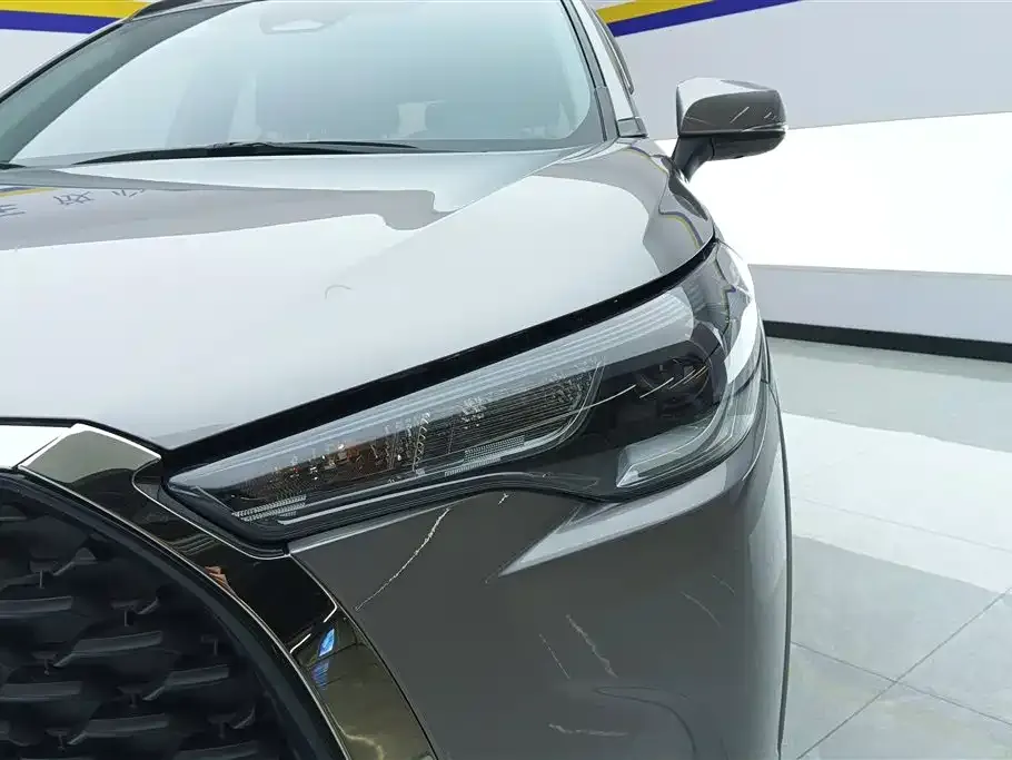 Toyota Corolla Cross — фото 2