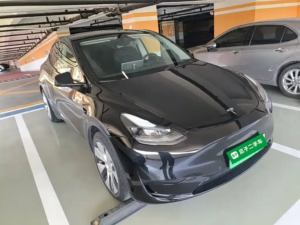 Tesla Model Y — фото 7