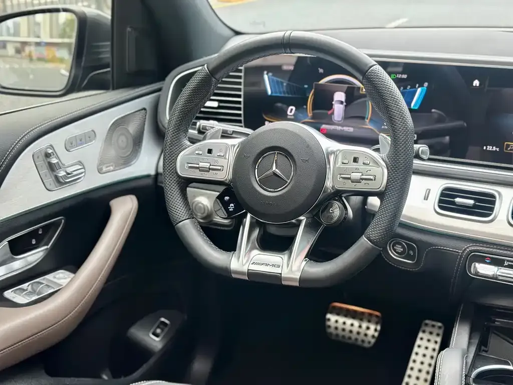 Mercedes-Benz GLE AMG — фото 6