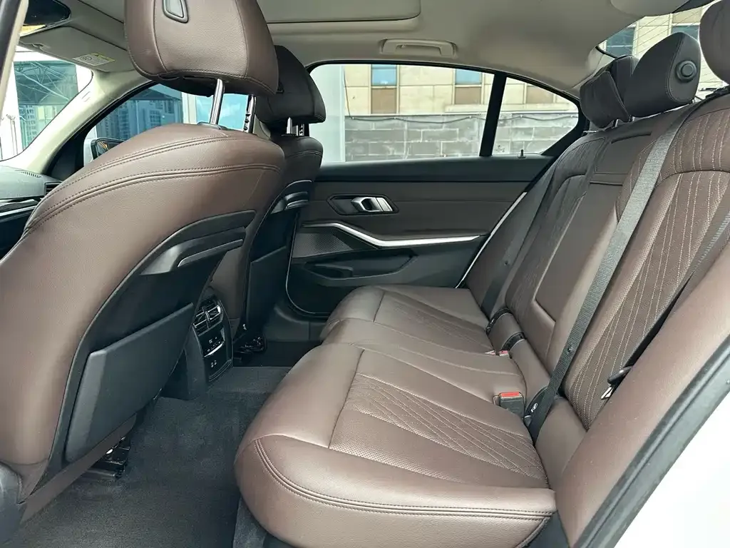 BMW 3 Series — фото 10