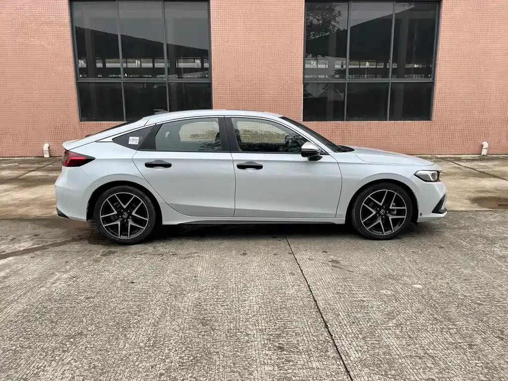 Honda Civic — фото 5