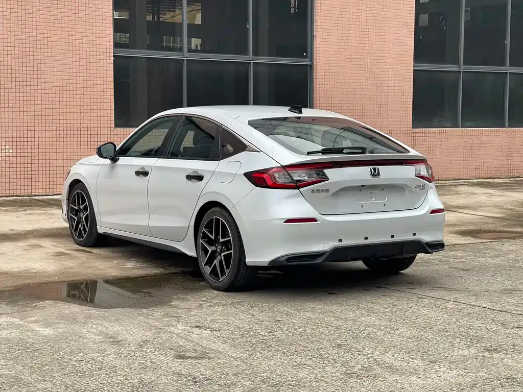 Honda Civic — фото 3